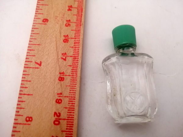 کوچکترین قیف عطر دنیا از عطاریهای سرشناس خارج دهه60 - تصویر 2